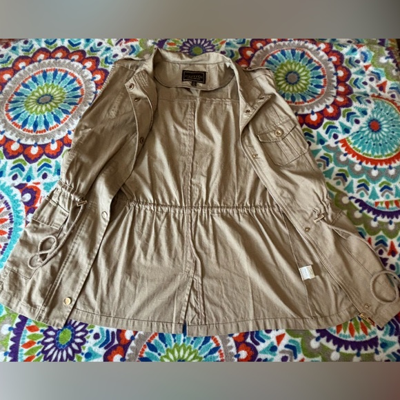 Boston Proper Khaki Utility Vest - Picture 7 of 11